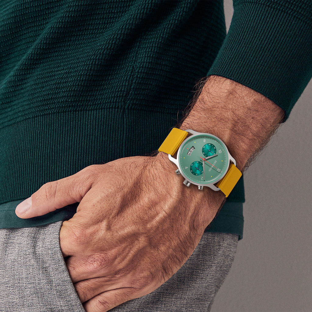 SORPASSO CHRONO MATTE GREEN - Ocean Plastic Yellow Woven - Detomaso Watches