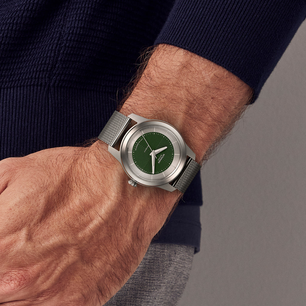CLASSIC AUTOMATIC FOREST GREEN - Mesh Silver Brushed - Detomaso Watches